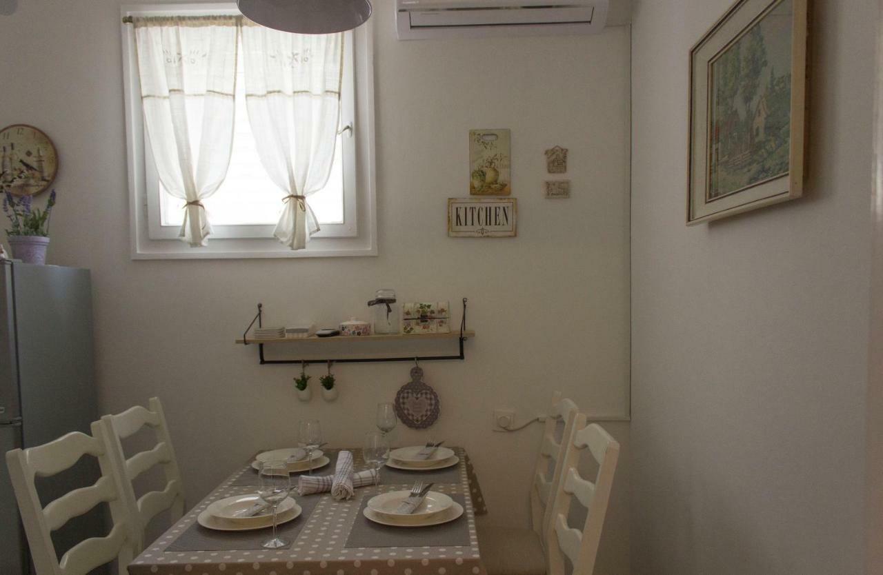 Apartman Sofija 扎达尔 外观 照片