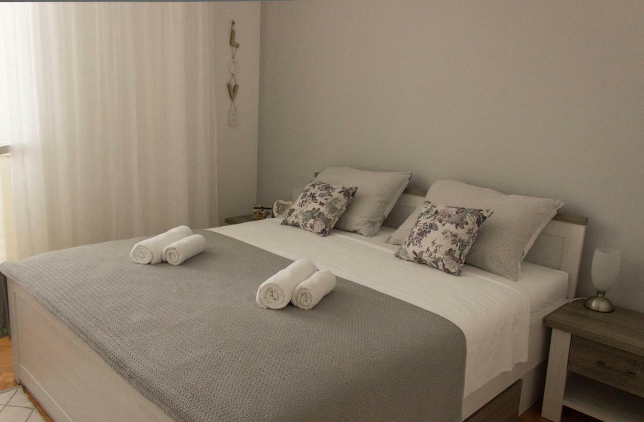 Apartman Sofija 扎达尔 外观 照片